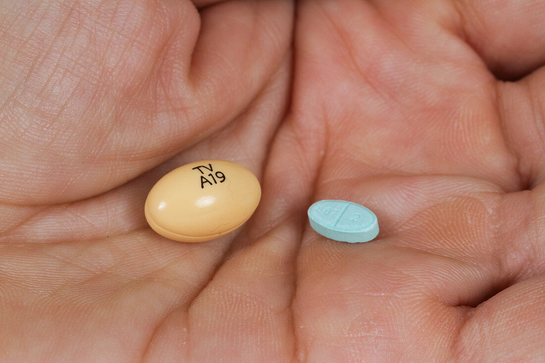 Progesterone 200mg and Estradiol 2mg
