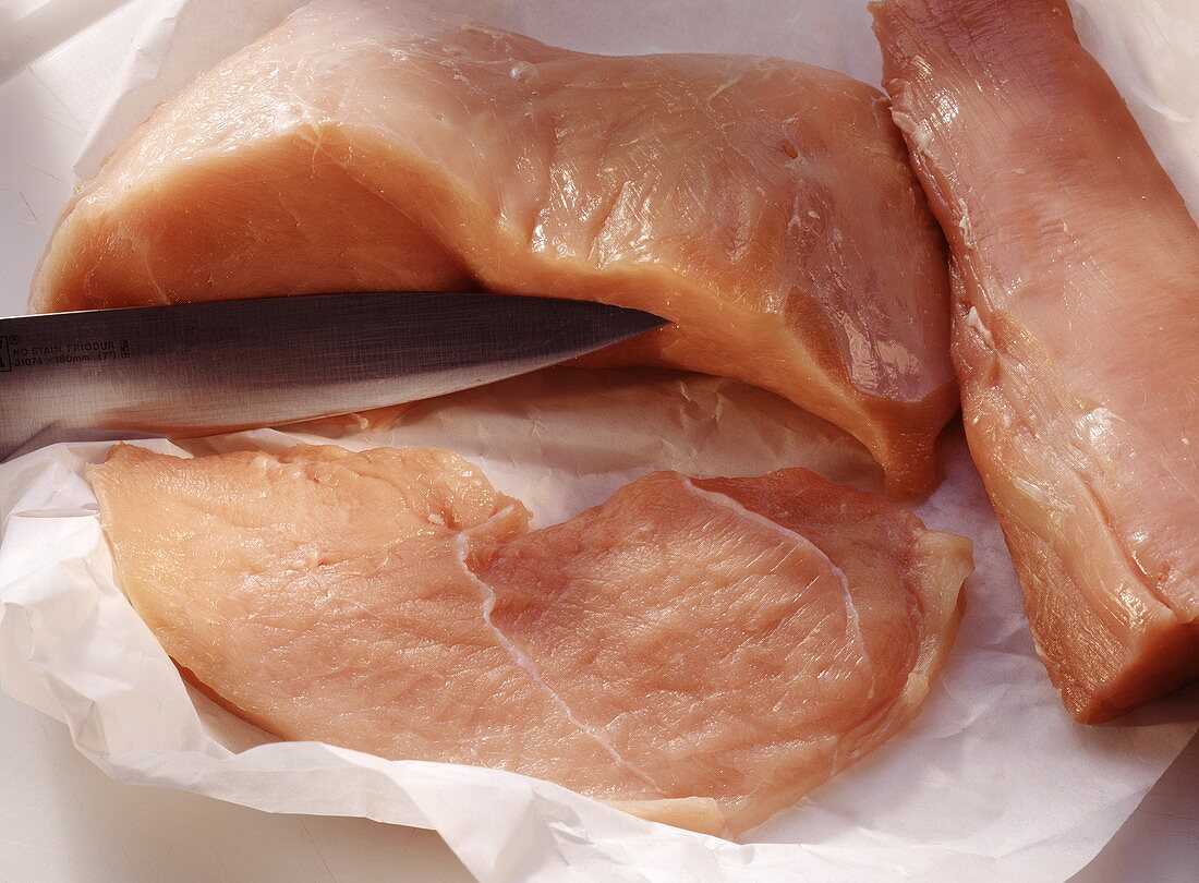 Kalbsfleisch: Kalbsnuß mit abgeschnittener Fleischscheibe
