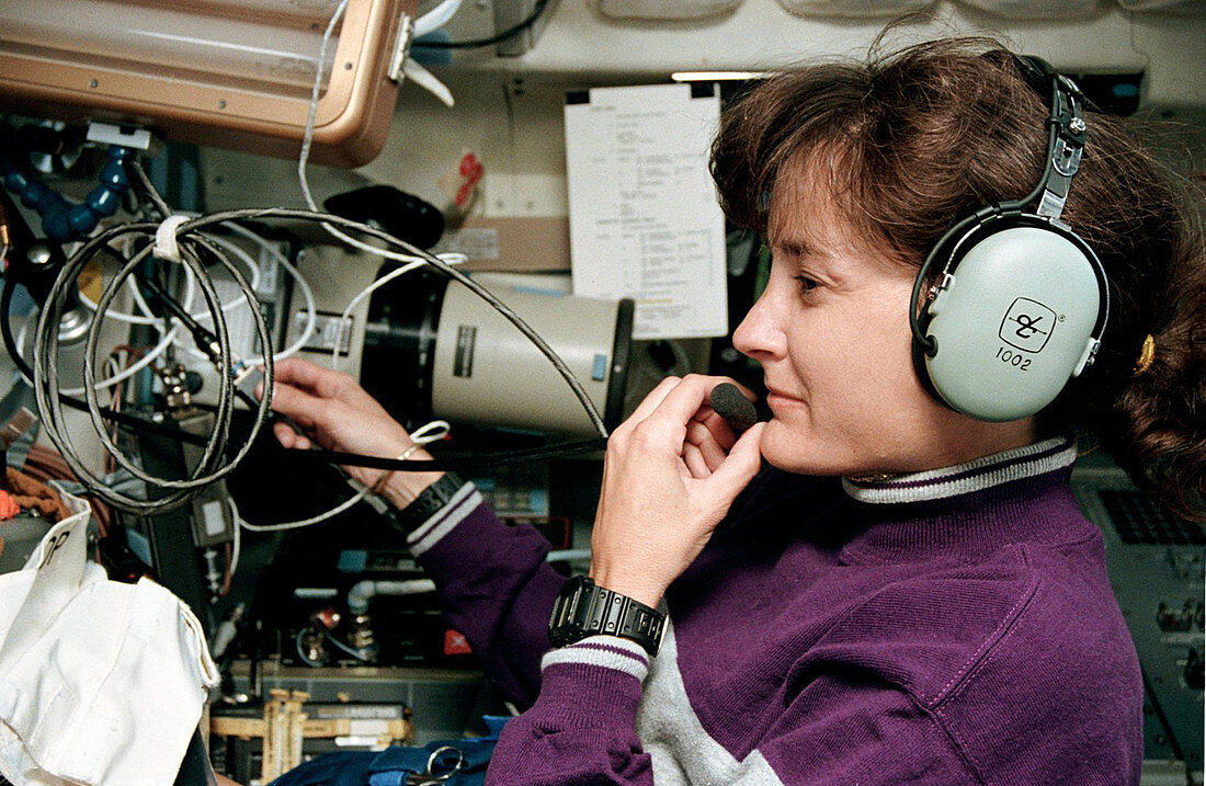 Crew Member Linda Godwin,STS59