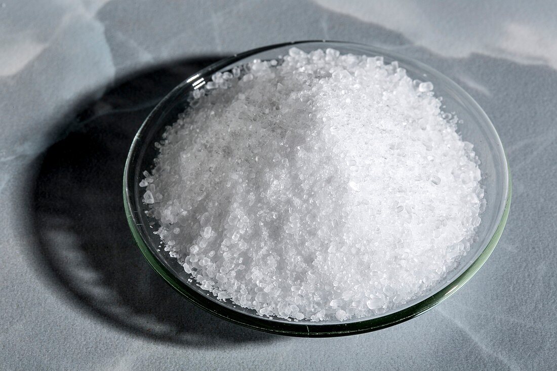 Magnesium sulfate heptahydrate crystals