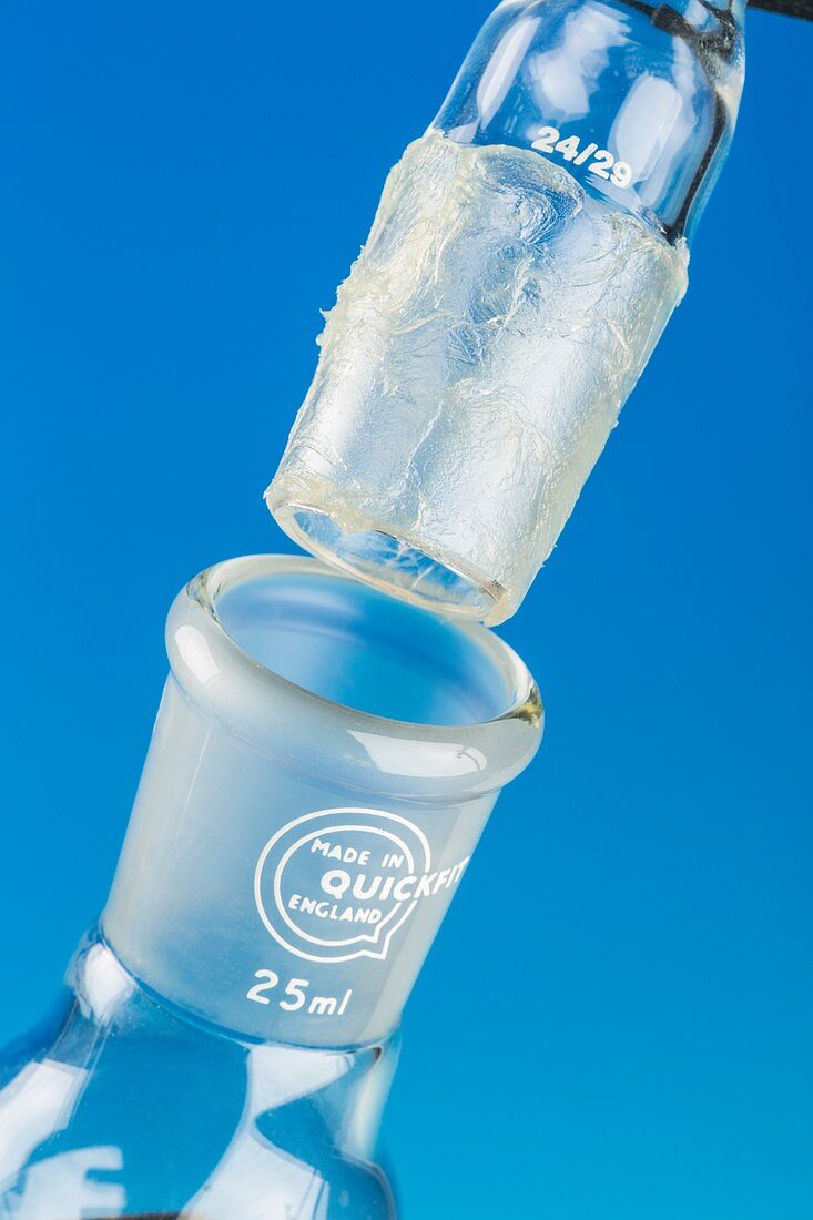 Glassware joint coated in petroleum jelly
