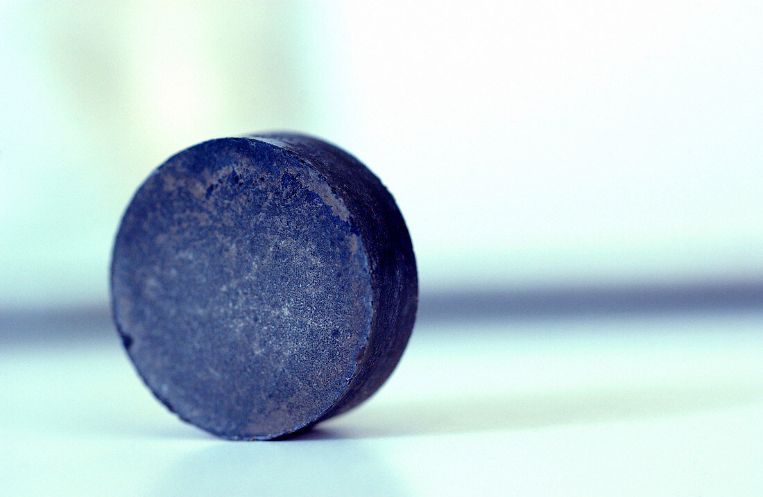 Neodymium-iron-boron magnet