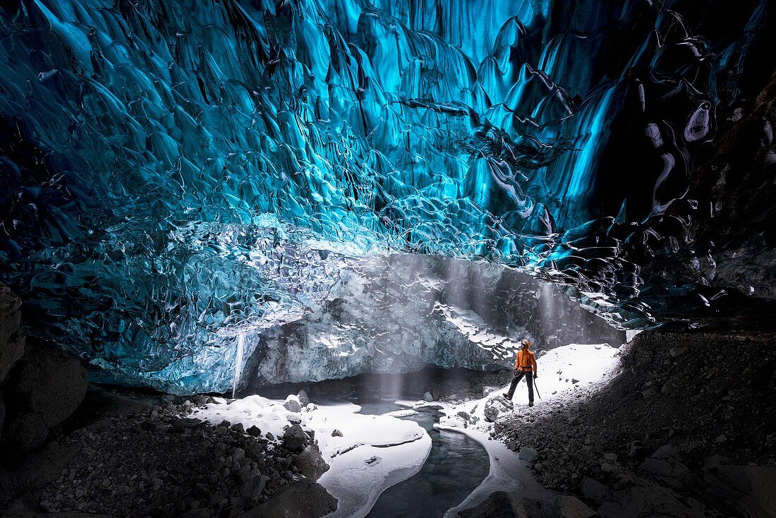 Vatnajokull ice cave,Iceland