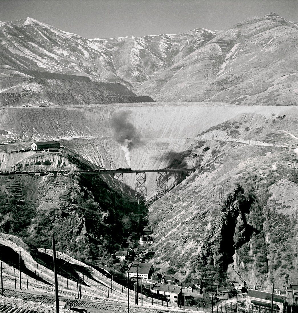 Bingham Canyon copper mine,1942