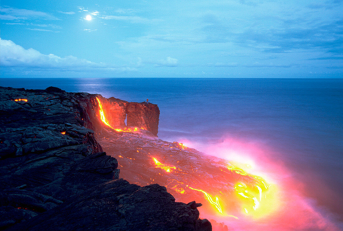 Lava flow from Kilauea volcano,Hawaii