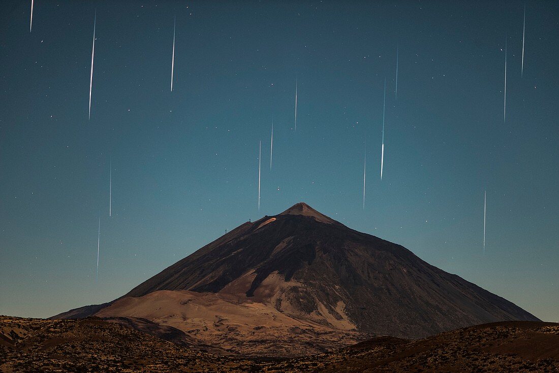 Geminid meteor shower, Tenerife volcano