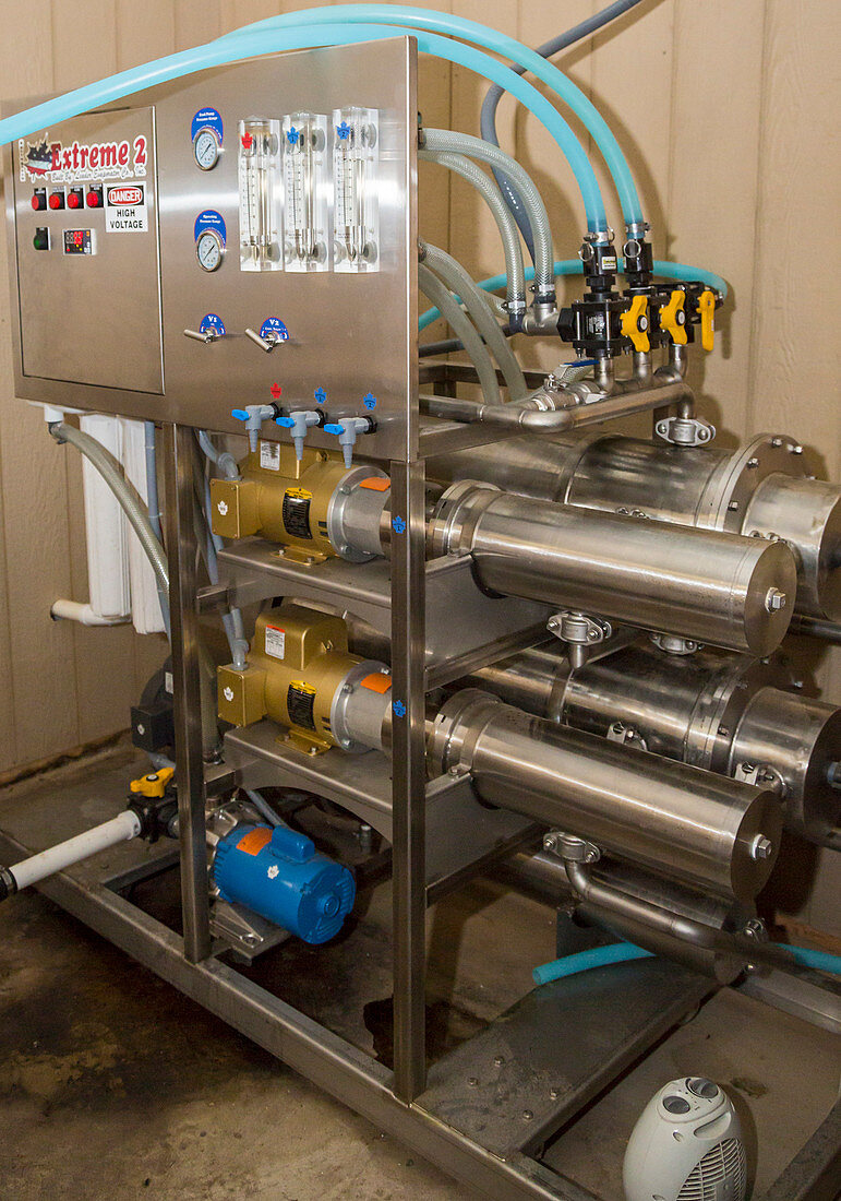 Maple syrup production, reverse osmosis machine