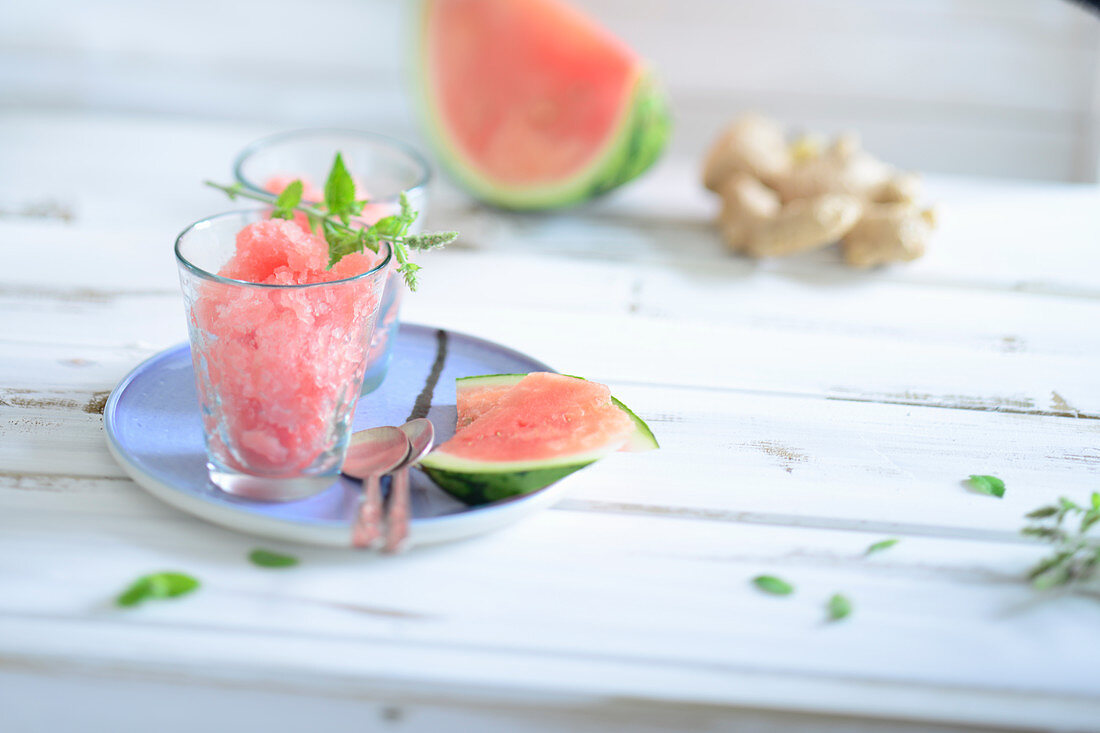 Wassermelonen-Granita mit Ingwer