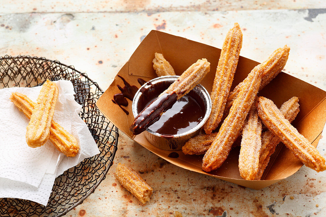 Churros con Chocolate (Fettgebäck, Spanien)