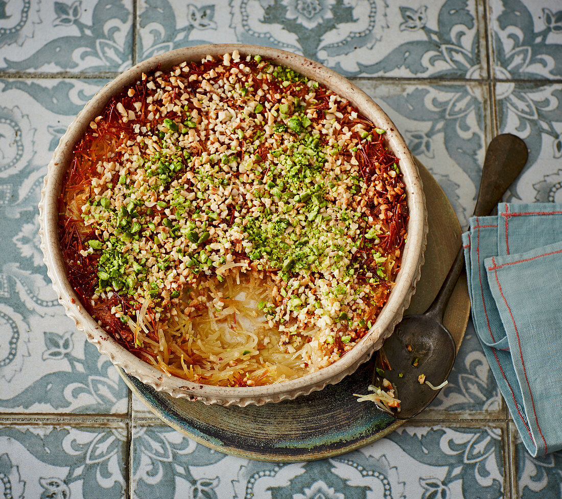 Knafeh - Süsse überbackene Teigfäden aus Palästina