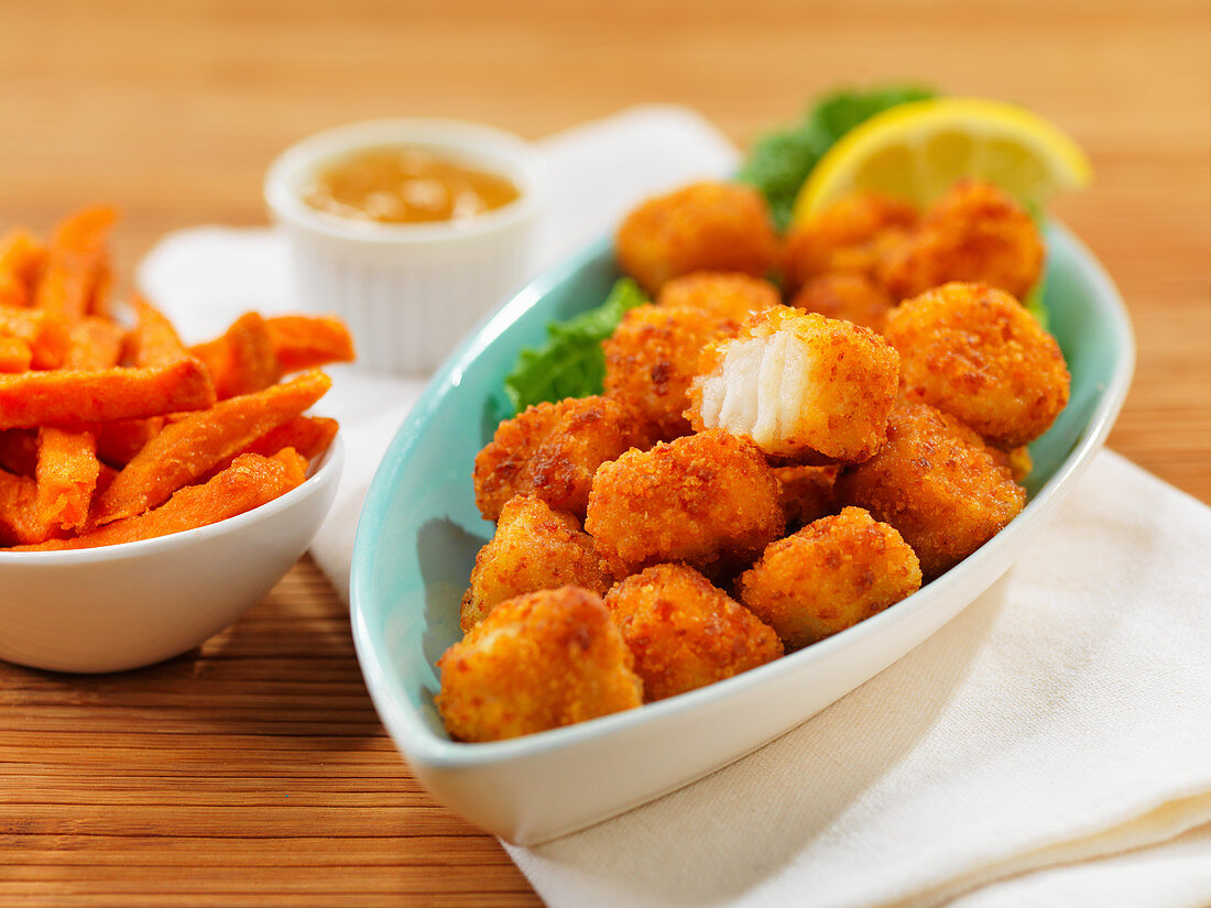Fish nuggets with sweet potato fries