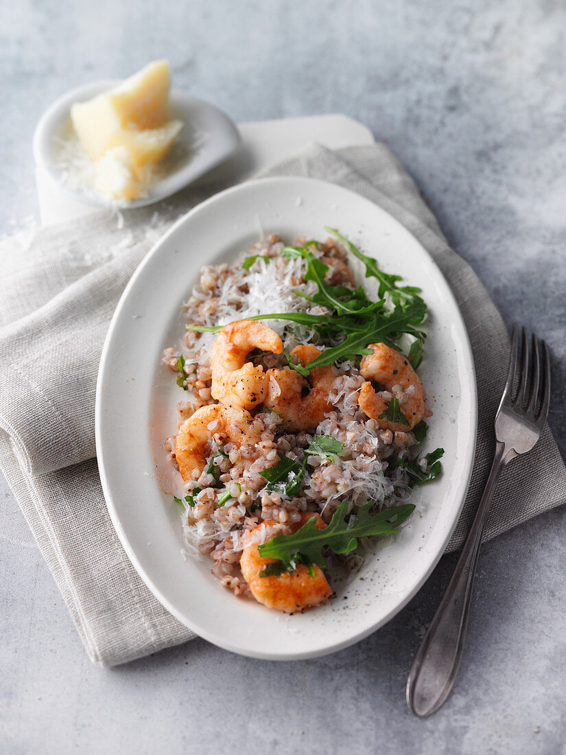 Buckwheat risotto with prawns and rocket