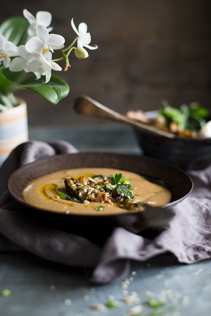 Creamy mushroom soup with parsley