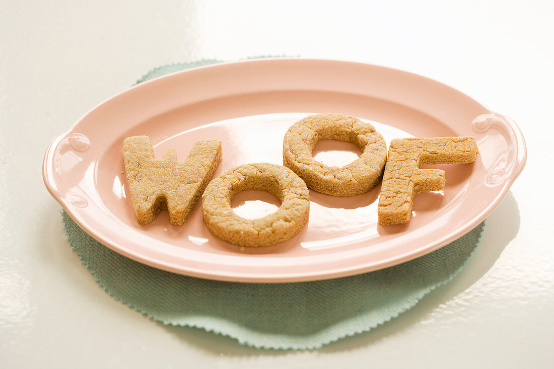 Dog Food - Hundekekse als Schriftzug 'Woof'