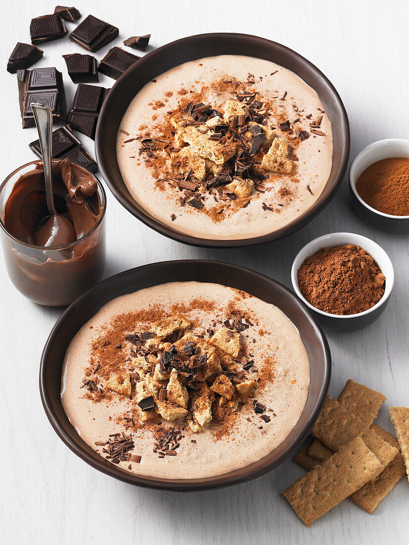 Tiramisu smoothie in a bowl