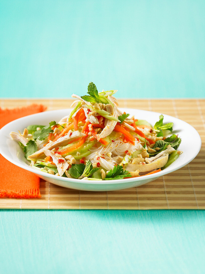 Vietnamese noodles and vegetables with chicken