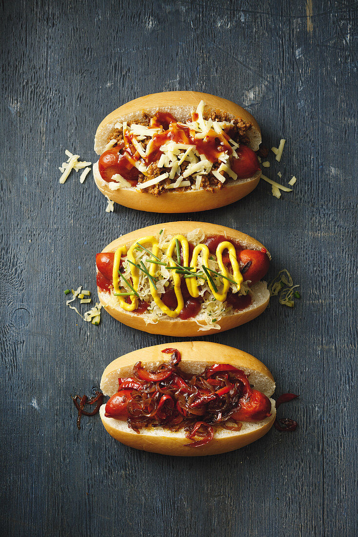 Hot dogs with sweet onion and capsicum relish