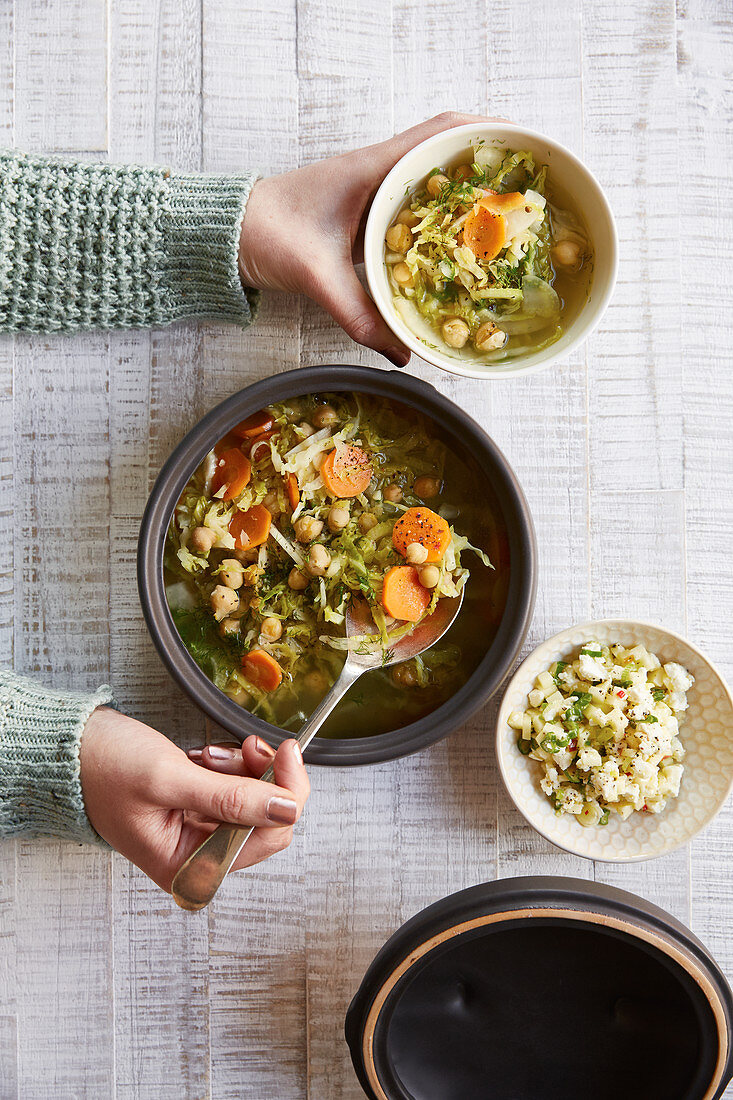 Magic savoy cabbage soup with apple relish