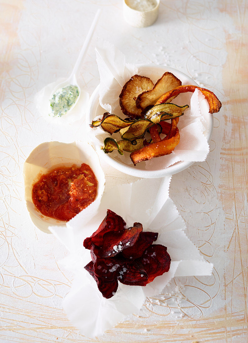 Vegetable crisps with tomato salsa and a basil and cheese cream