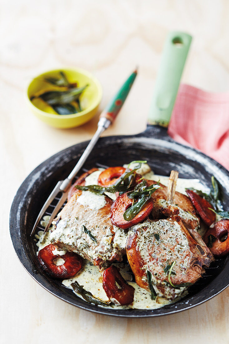 Pork chops with sage and caramelised apples
