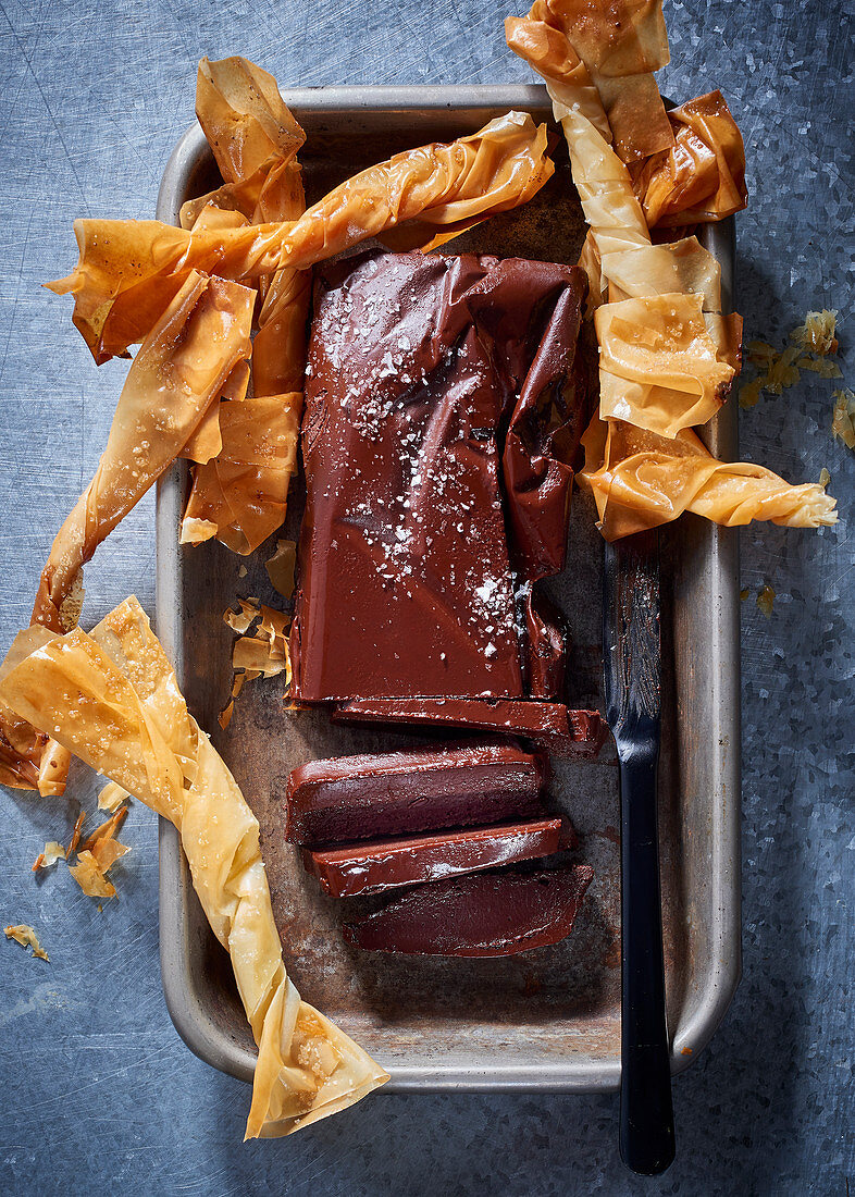 Dark chocolate cake with fleur de sel and filo pastry spirals