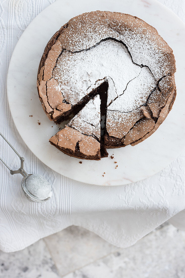 Schokoladen-Haselnuss-Torte