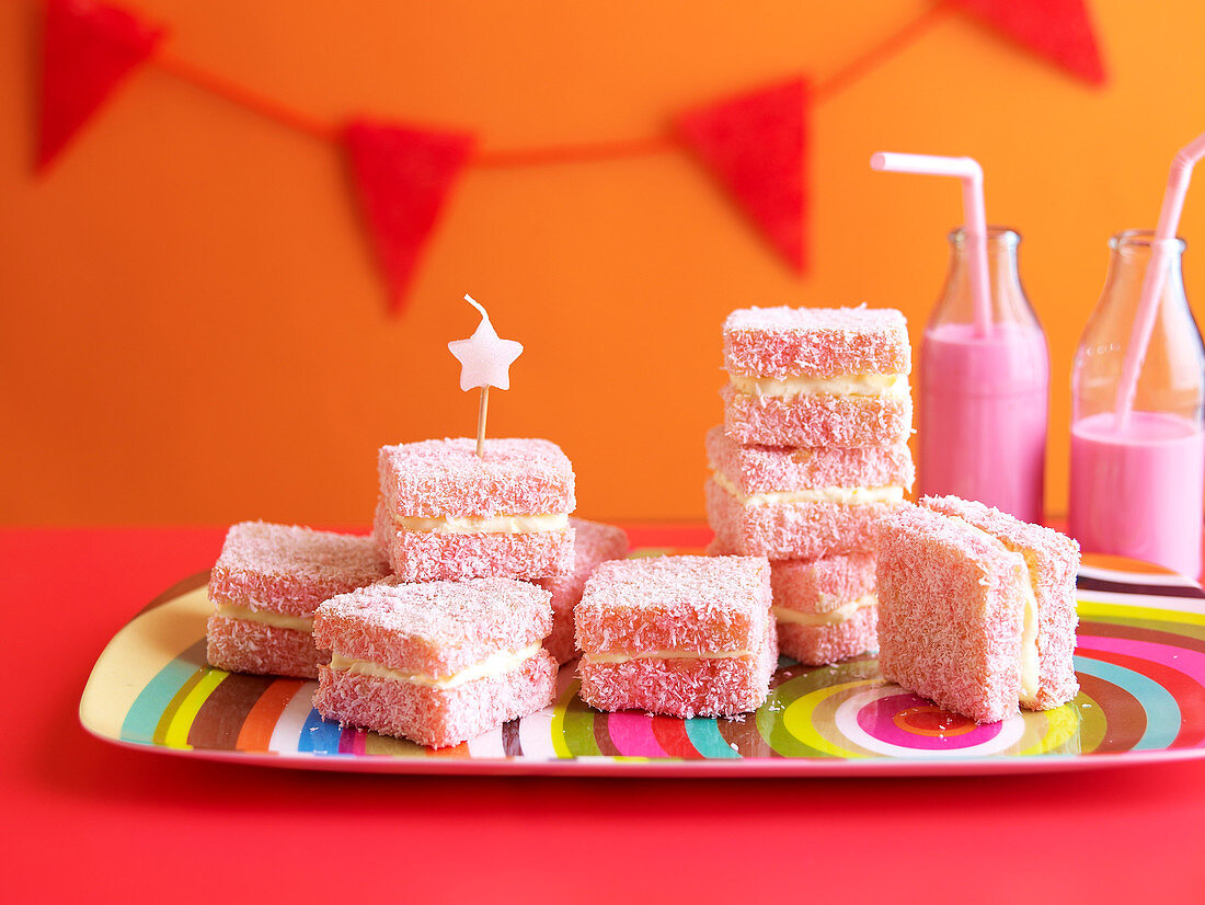 Strawberry Jelly Cakes