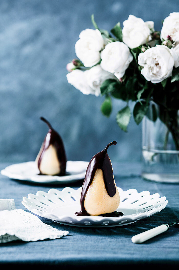 Poire Belle Helene (Birne mit Schokoladensauce, Frankreich)