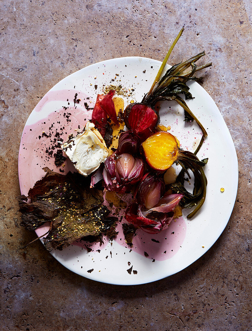 Warm beetroot and goat's cheese salad
