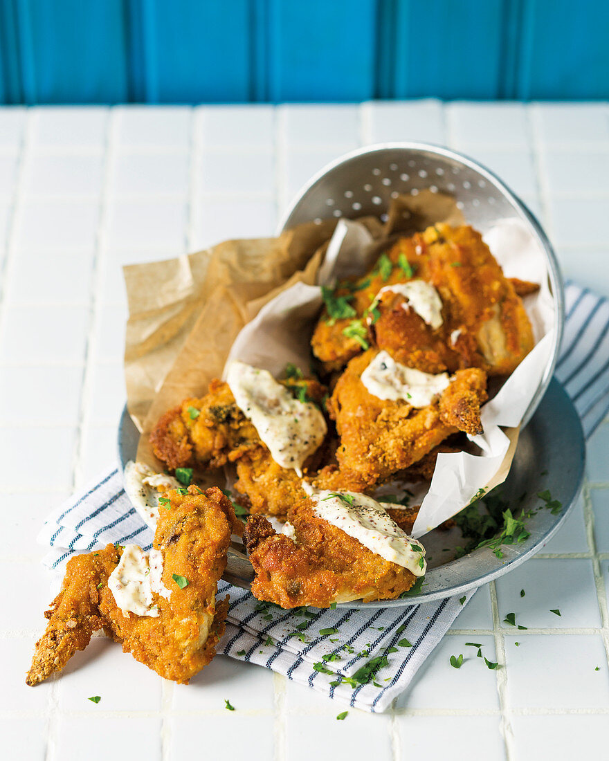 Buttermilk-marinated chicken wings with mayonnaise