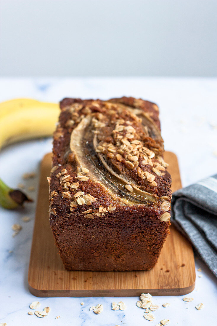 Whole meal banana bread with oats