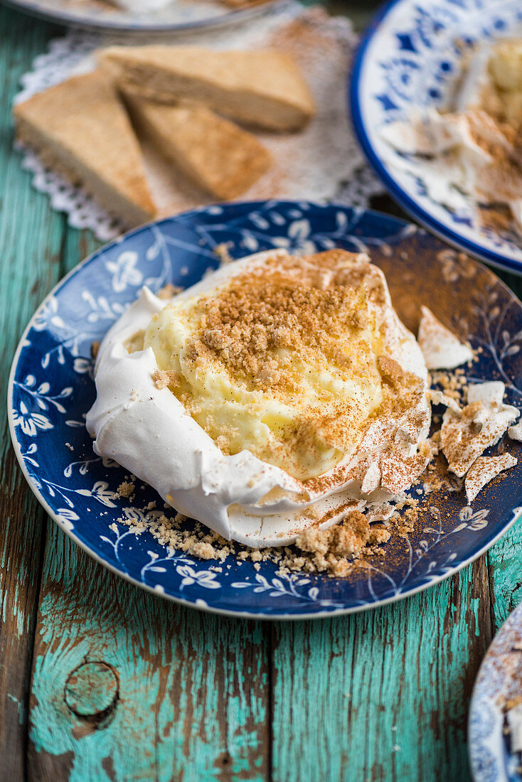 Milk tart pavlovas with cinnamon shortbread