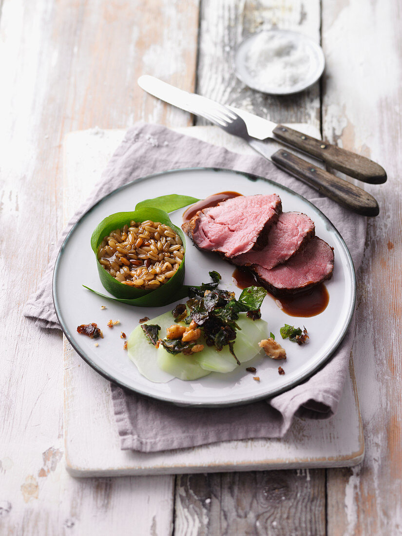 Veal fillet with freekeh risotto and a kohlrabi medley