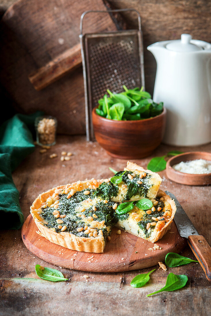 Spinach cheese pie with nuts