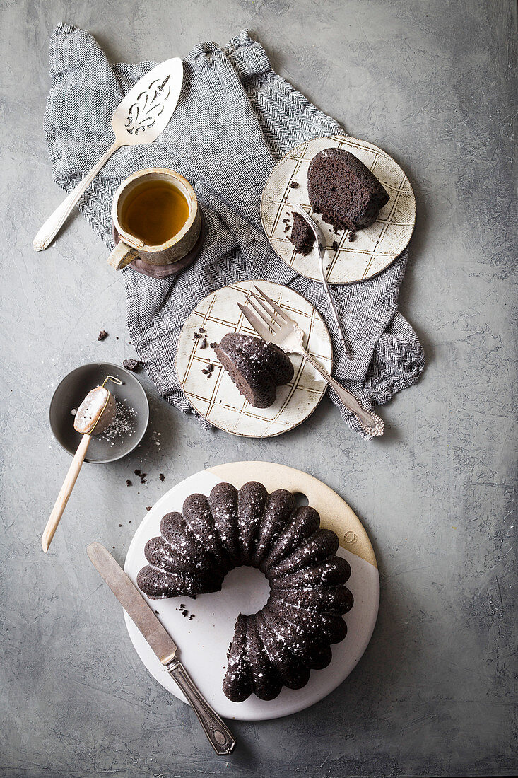 Dark chocolate bundt cake