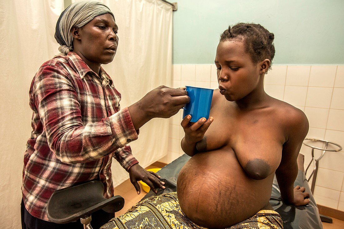 Pregnant woman in hospital