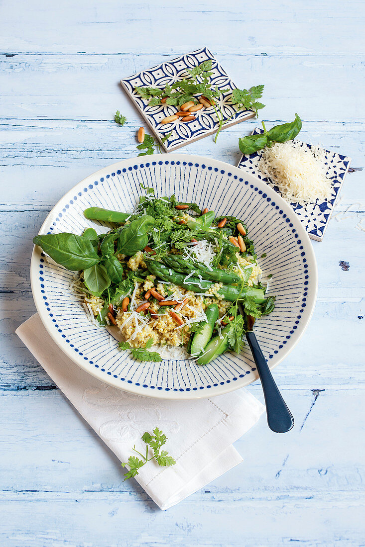 Green asparagus risotto with pine nuts