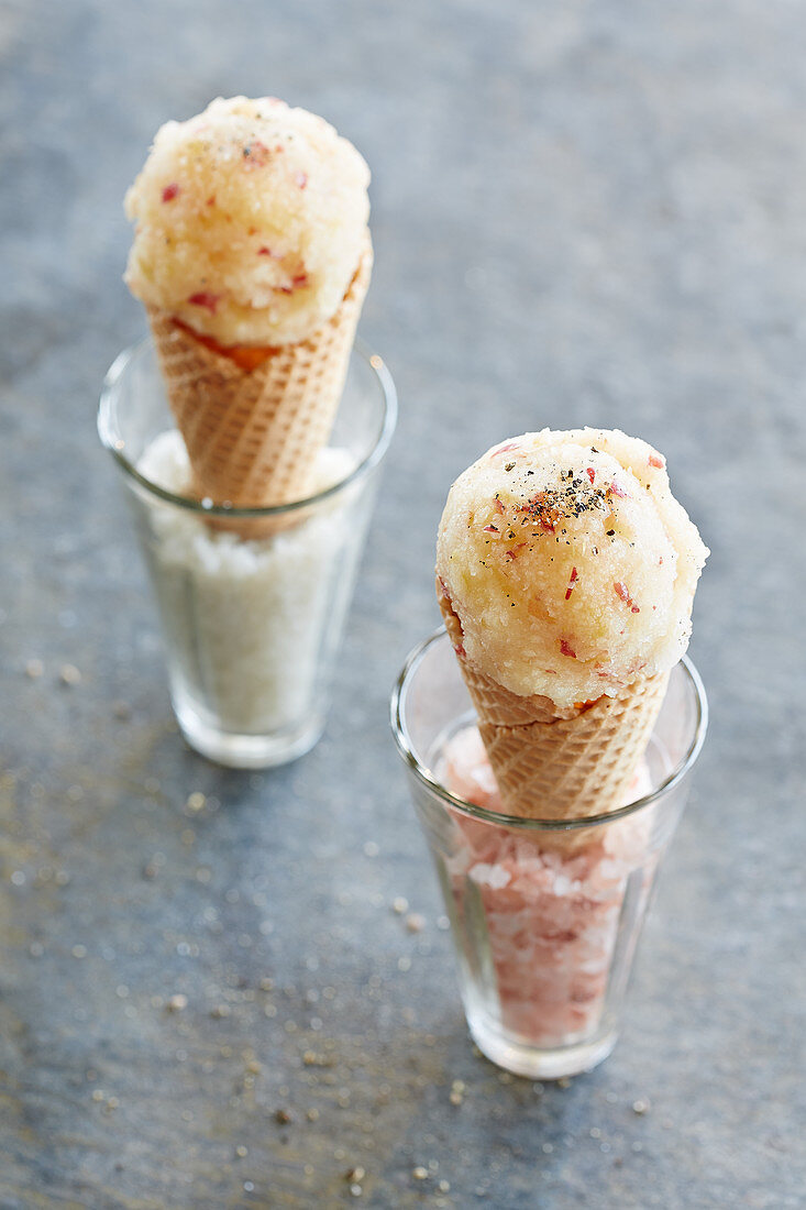 Apple sorbet in ice cones