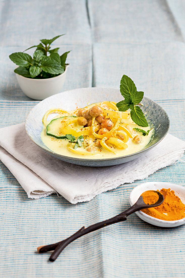 Oriental chickpea soup with yoghurt and mint