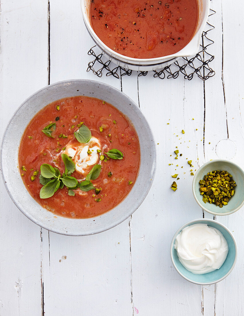 Tomato soup with pistachios