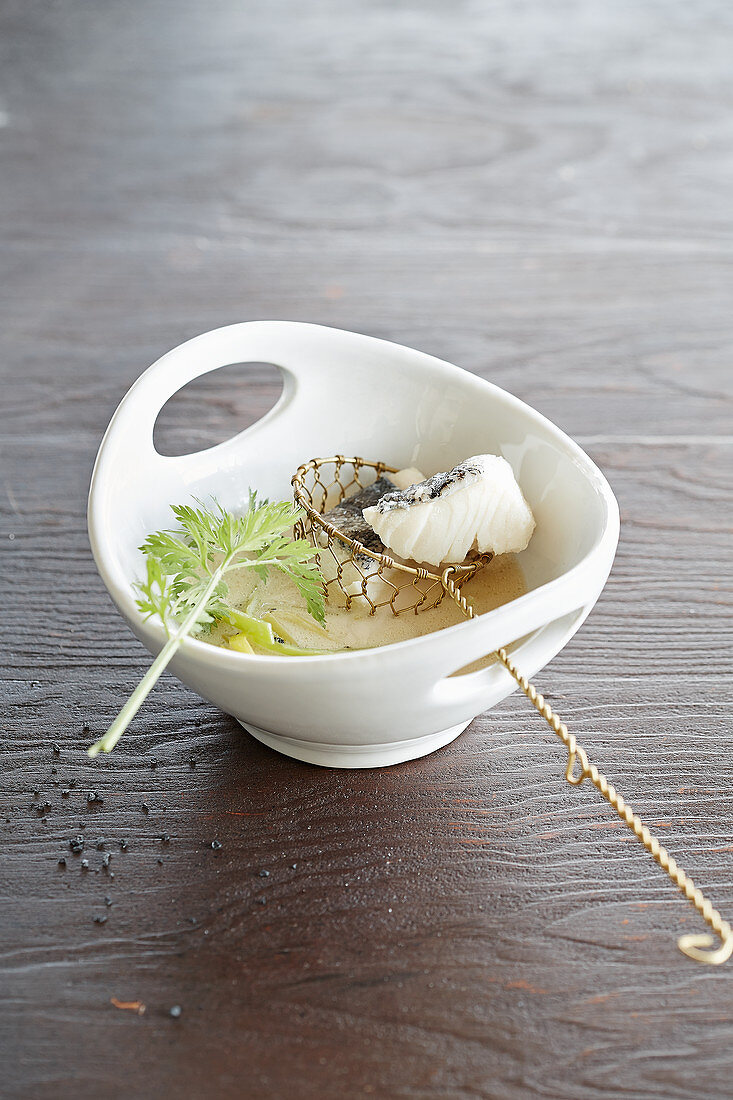 Coconut fondue with cod