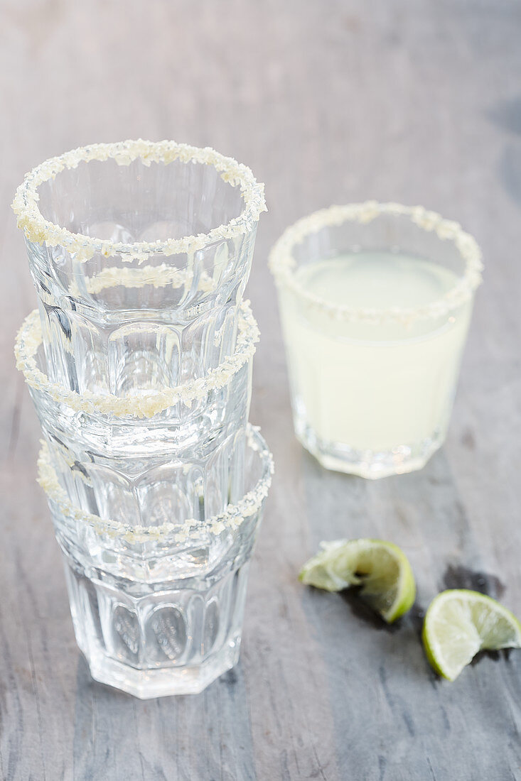 Margarita im Glas mit Salzrand