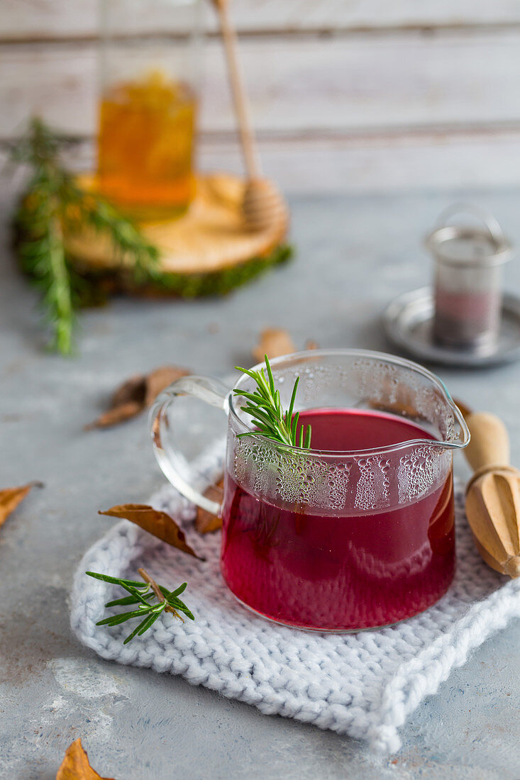 Hibiscus tea in a pot