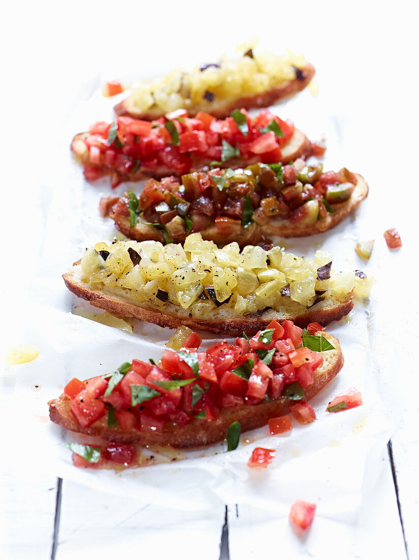 Bruschetta with red and yellow tomatoes