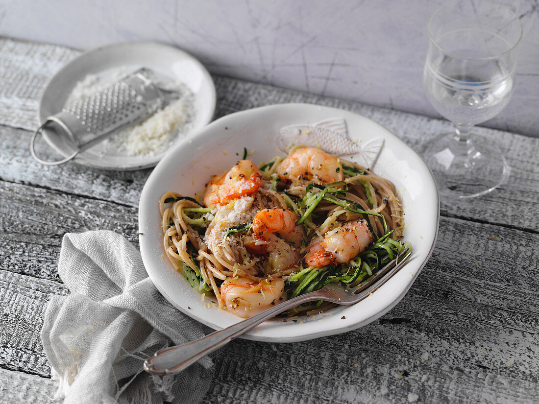 Prawns with courgette noodles