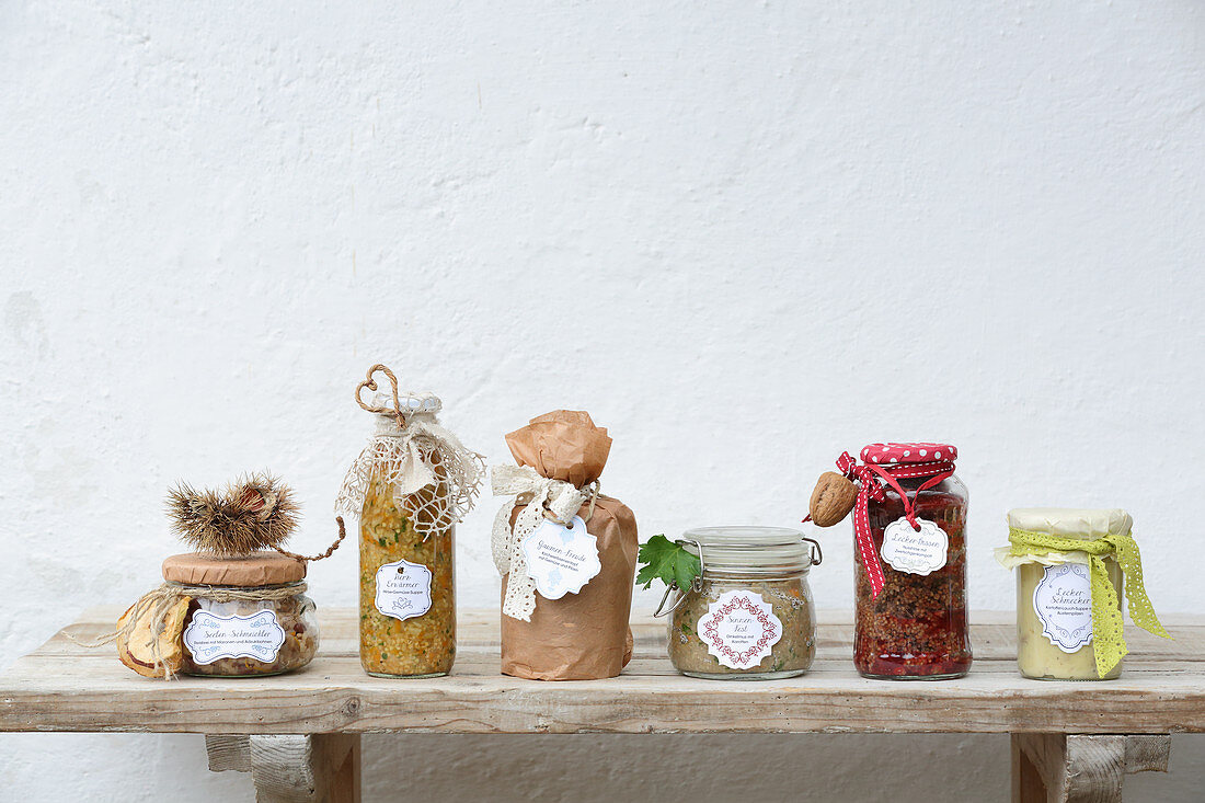 Various dishes five-element preserves in glass jars for gifting