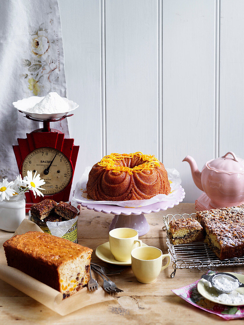 Verschiedene Kuchen zum Nachmittagstee