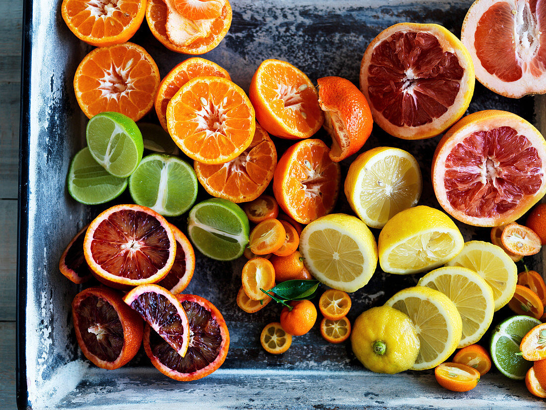 Variety of citrus fruit