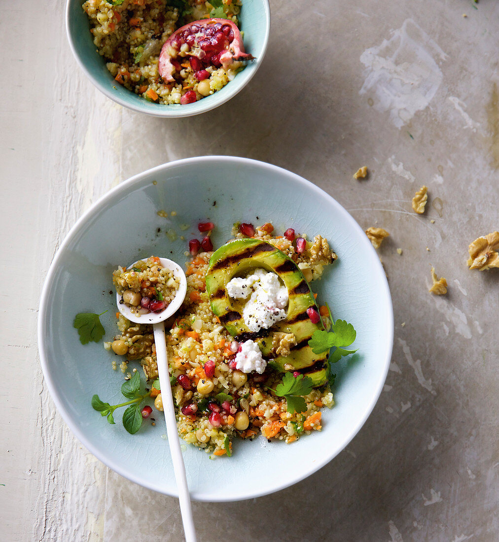 Quinoa salad with cottage cheese and grilled avocado