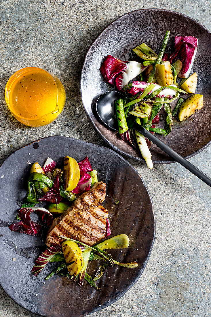 Thunfischsteak mit Apfel und Fenchel vom Grill